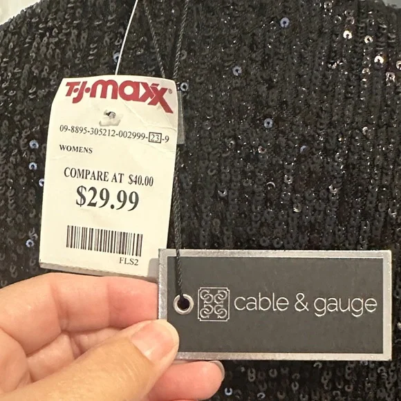 Elegant Black Sequin Blouse with three-quarter length sleeves - Picture 5 of 5